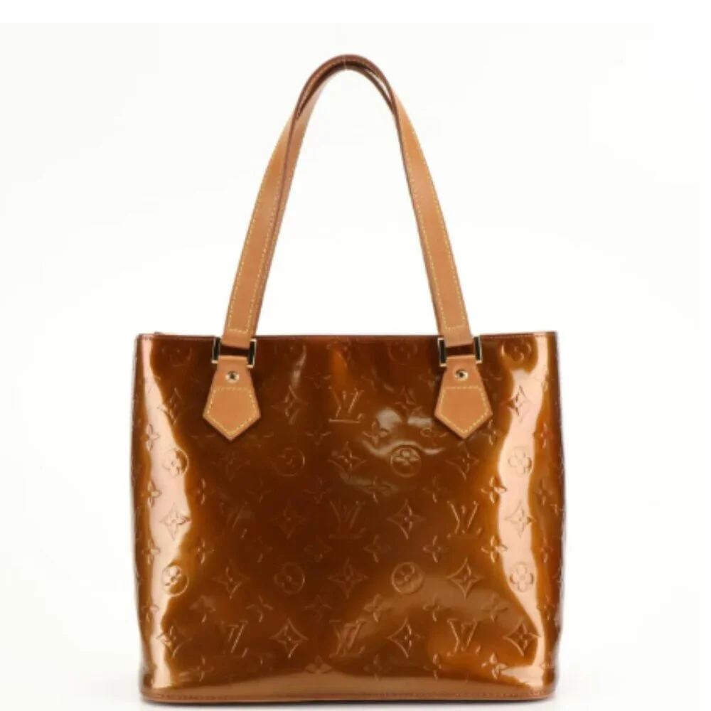 Louis Vuitton Monogram Vernis Houston tote bag in the color Bronze.